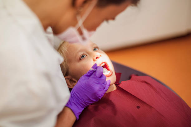 Best Broken or Cracked Tooth Emergency Dentist in Anderson, MO